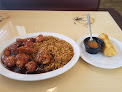 Negocio J Zhen Asian Bistro & Bar
