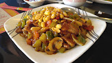 Negocio Red Moon Asian Cuisine